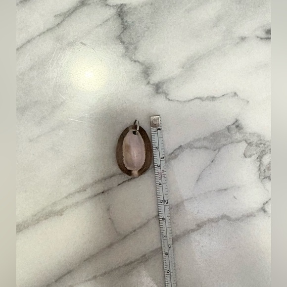 Shell pendant - Picture 4 of 5